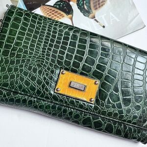 ISO Nicole Miller Green Clutch